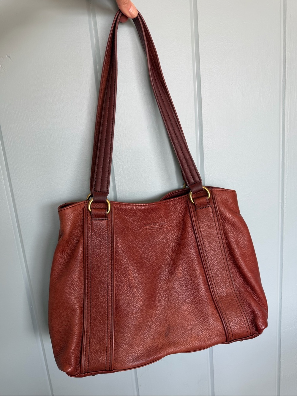 Pebbled Shoulder Tote in Russet Brown - Classic Everyday Carry